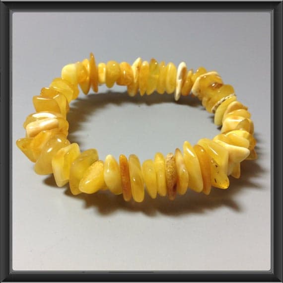 Rock Gift 4x6mm Stretchable Yellow Amber Bracelet Chips, Smooth 7" for mens, womens, gf, bf & Adult.