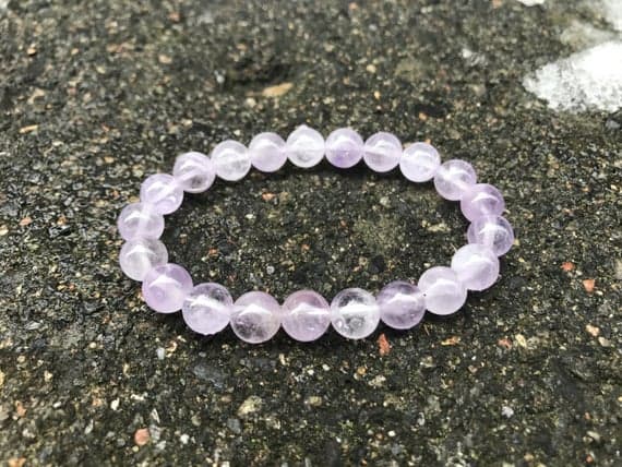 good luck gift 8mm Stretchable Purple Amethyst Bracelet Round, Smooth 7" for mens, womens, gf, bf & Adult.