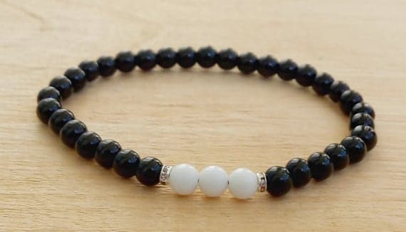 Anxiety Gemstone 6mm Black black onyx Stretchable Bracelet Round, Smooth 18cm for mens, womens, gf, bf and adults.