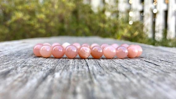 Unique Wedding Gift 8mm Stretchable Peach Peach Moonstone Bracelet Round, Smooth 7" for mens, womens, gf, bf & Adult.