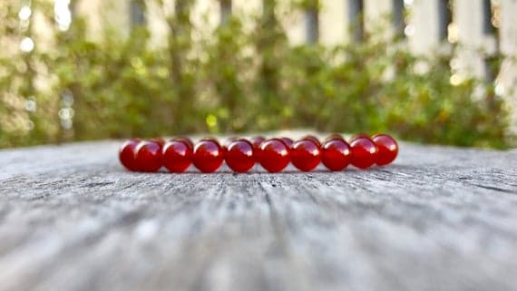 Positive Energy 8mm Stretchable Orange Carnelian Bracelet Round, Smooth 7" for mens, womens, gf, bf & Adult.