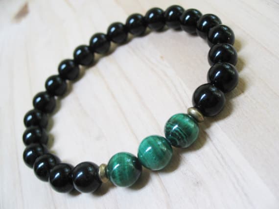 Personalized Gift 8mm Stretchable black & green Malachite & Black Onyx Bracelet Round, Smooth 7" for mens, womens, GF, BF, Adults.