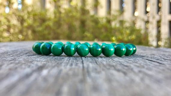 Natural 8mm Stretchable Green Malachite Bracelet Round, Smooth 7" for mens, womens, gf, bf & Adult.