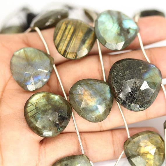 1 strand blue flash labradorite heart drop faceted 9'' long strand gemstone beads, jewelry supplies for jewelry making,  for meditation jewellery for Reiki Healing  gemstone 19mm to 23mm