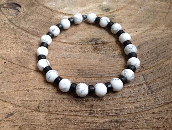 Men's Bracelet Mala 8mm White Howlite and Black Howlite, Gemstones, Stretch, Trendy Code- WAR6370
