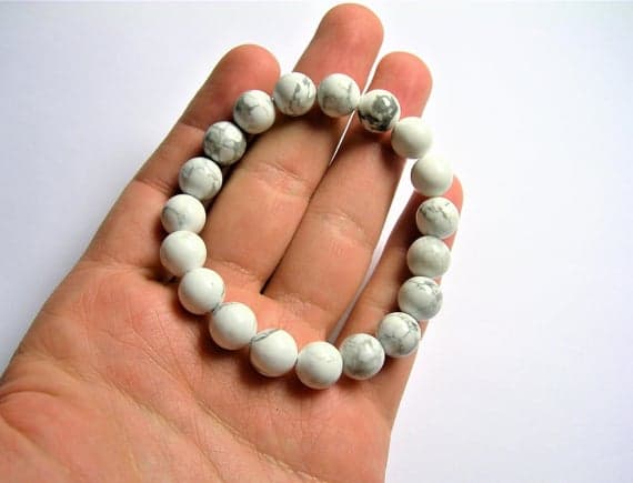 White Howlite turquoise - 10 Round beads - 19 beads - 1 set - A quality Code- WAR6966