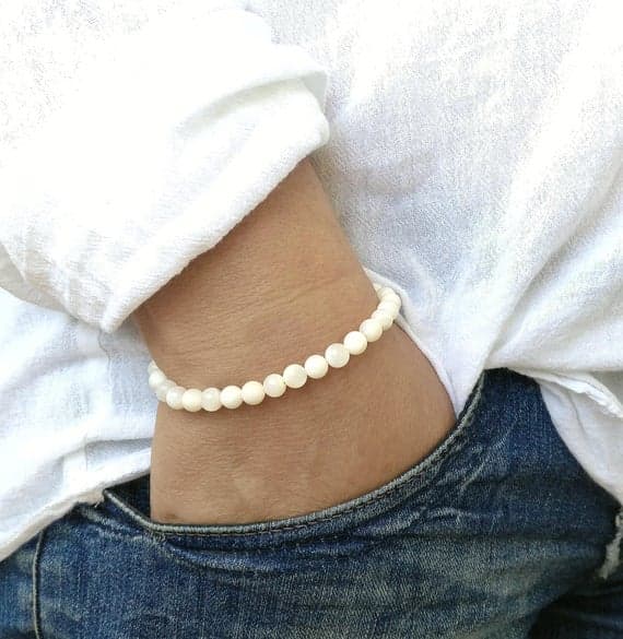 Artisan Loose 7mm White CORAL Stretchable Bracelet Round, Smooth 18cm for mens, womens, gf, bf and adults.