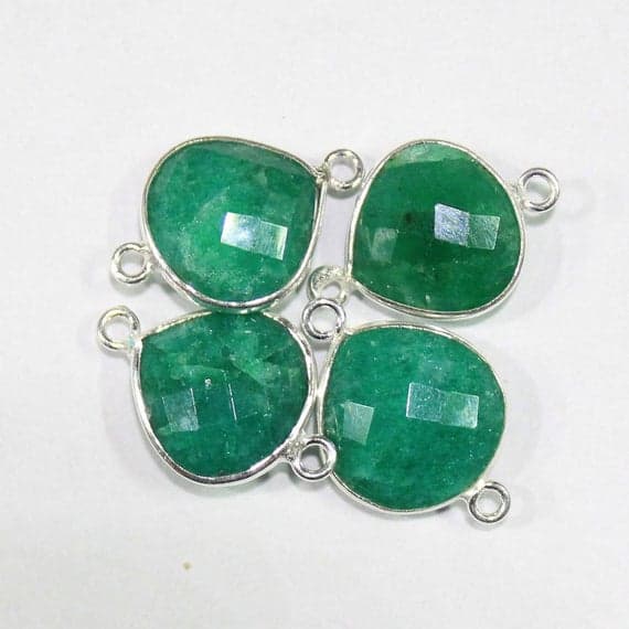 1 strand emerald  pear bezel faceted 4 pieces strand gemstone beads, jewelry supplies for jewelry making, bulk beads, for meditation jewellery for Reiki Healing  gemstone size 20mm