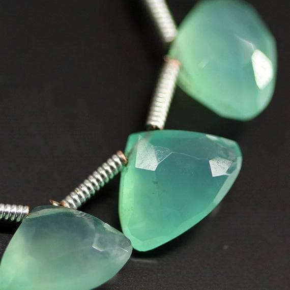 1 strand australian chrysoprase heart drop faceted 4'' long strand gemstone beads, jewelry supplies for jewelry making, bulk beads, for meditation jewellery for Reiki Healing  gemstone size 8mm