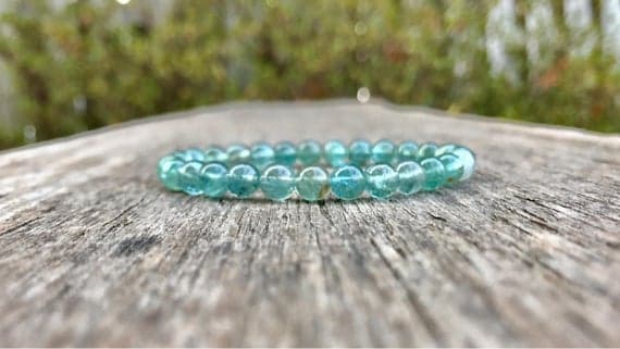 Galaxy Jewelry 5mm Stretchable Green Apatite Bracelet Round, Smooth 7" for mens, womens, gf, bf & Adult.