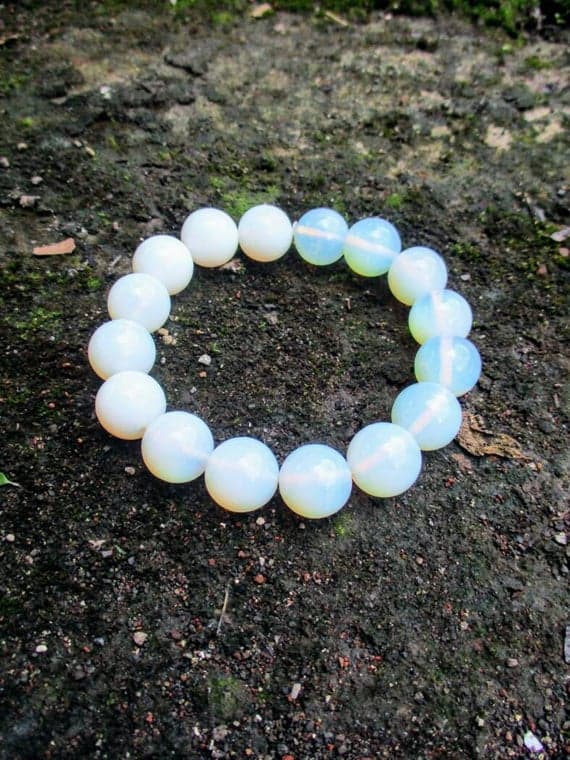 Personalized Gift 10mm White Genuine Moon Stone Stretchable Bracelet Round, Smooth 18cm for mens, womens, gf, bf and adults.