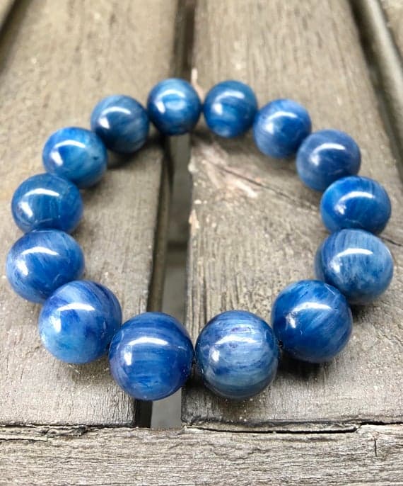 12mm Kyanite Stretch Bracelet Code- WAR6303