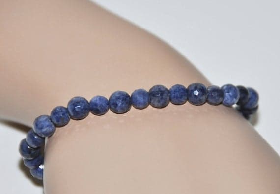 Handmade Beaded 6-7mm blue Natural Blue Sapphire Stretchable Bracelet Round, Smooth 18cm for mens, womens, gf, bf and adults.