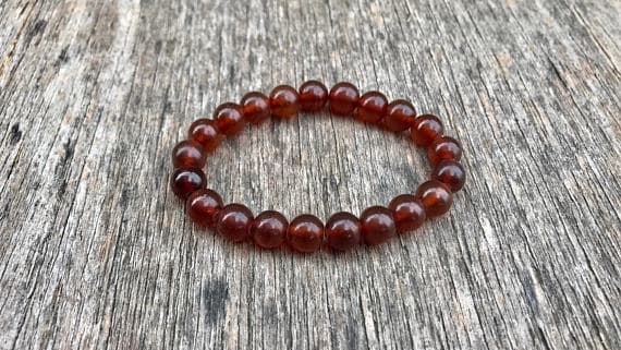 chakras simple 8mm Stretchable Red Amber Bracelet Round, Smooth 7" for mens, womens, gf, bf & Adult.