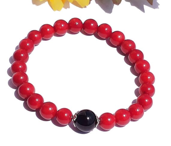 Anxiety Relief Calming 8-10mm Multi Colour Red Coral & Black Onyx Stretchable Bracelet round, Smooth 18cm for mens, womens, gf, bf and adults.