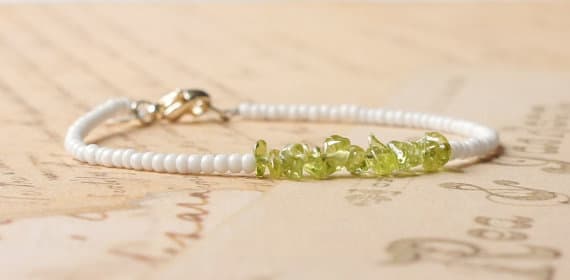 Peridot Bracelet, White Seed Bead Bracelet, Gemstone Chip Bracelet, Simple Bracelet, Beaded Bracelet, Minimalist Bracelet, Dainty Bracelet  Code- WAR9136